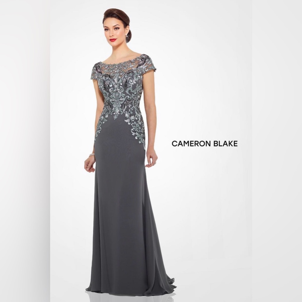 Elegant Gray and Blue Floral Lace Dress